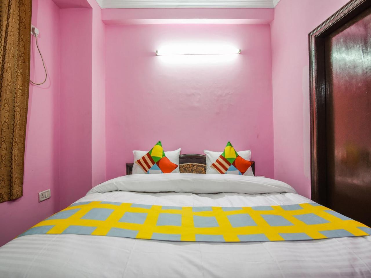 Classic 2Bhk Stay At Discounted Price In Delhi Esterno foto