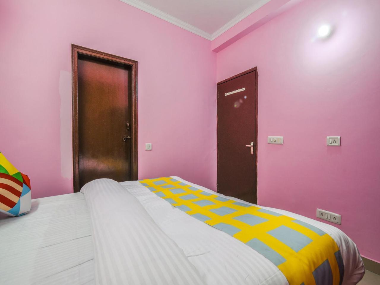 Classic 2Bhk Stay At Discounted Price In Delhi Esterno foto